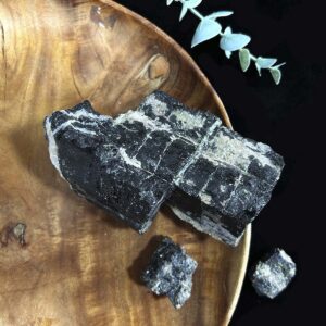black tourmaline raw stone benefits